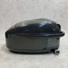 A8114【お買い得商品‼】ZOUJIRUSHI 象印 炊飯器 炊飯器 炊飯ジャー IH式　5.5合炊き 極め炊き 丸洗い可能 パンコース 無洗米 省エネ デジタル 保温機能　NP-VN10 の画像