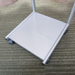 ■カタログスタンド　パンフレットラック　雑誌収納　スリム　キャスター付きの画像