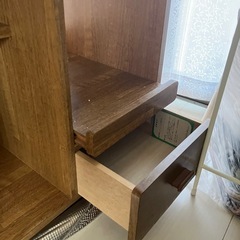 食器棚収納棚の画像