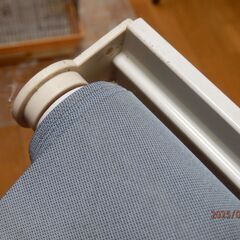ロールスクリーン シルバー  手渡し限定です。  横幅：120m,  高さ：150cm  取付金具等が有りません、別途用意してください。の画像
