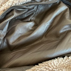 GUESS フリースジャケットゲス リバーシブル フェイク レザージャケットの画像