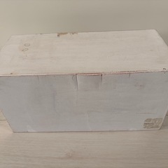 アンティークホワイト　キャビネット 横型  チェッカーガラスの画像