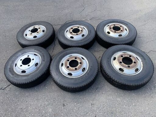 195/85R16スタッドレス　ホイル付き６本セット６万円