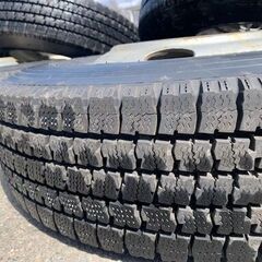 195/85R16スタッドレス　ホイル付き６本セット６万円の画像