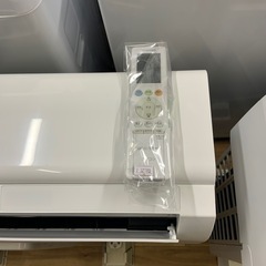 2022年製　東芝　ルームエアコン　2.2kw 主に6畳　RAS-J221PBKの画像
