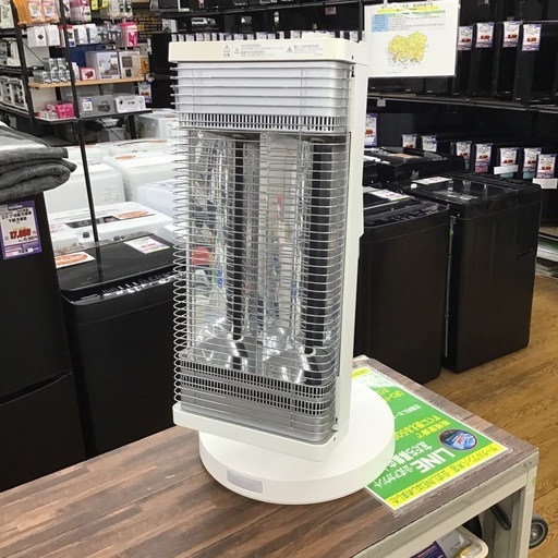 #J-48【ご来店頂ける方限定】DAIKINの遠赤外線ヒーターです