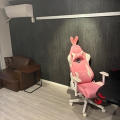 【美品　新古品　配送費込価格‼️】AutoFull可愛いうさ耳ゲーミングチェア＆デスクの画像