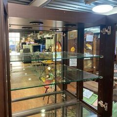 【愛品館 市原店】モリタインテリア｜ダウンライト付キュリオケースの画像