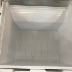 取りに来れる方限定！SHARの2ドア冷蔵庫です！の画像