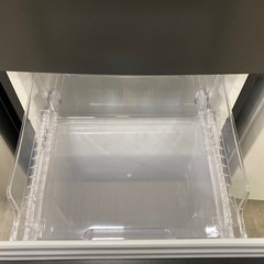 取りに来れる方限定！SHARの2ドア冷蔵庫です！の画像