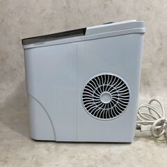 A8123【お買い得商品‼】 VERSOS ベルソス  高速製氷機 製氷機 製氷 氷　 調理家電 キッチン家電  お酒 簡単 製氷 宅飲み 自動 操作　VS-ICE011の画像