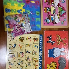 パズル　知育玩具　まとめて　ディズニー　英語　ハローキティ　アリス　ミッフィー　乳児幼児の画像