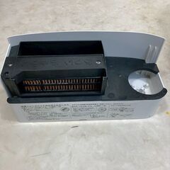 A8124【お買い得商品‼】 SHARP シャープ 加湿セラミックファンヒーター 電気ヒーター 加湿器 ヒーター　 季節家電 暖房家電 プラズマクラスター7000 搭載 ウイルス 風邪 対策　HX-E120の画像