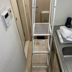 3段ラックの画像