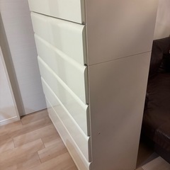整理ダンスの画像