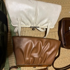 カバンを差し上げますの画像
