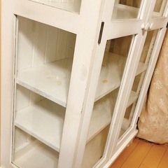 素敵な飾り棚　食器棚　ホワイトの画像