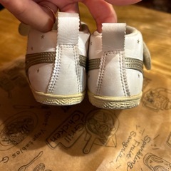 アシックス　ベビー　キッズ　スニーカー　お問い合わせなければ近日中処分いたしますの画像