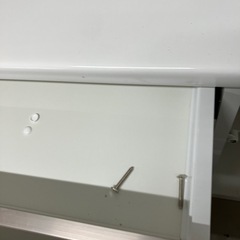 O2510-575 Hettich キッチンボード 上下分割 固定ネジあり キズ 汚れありの画像
