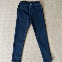 110 120キッズパンツ3本セットの画像