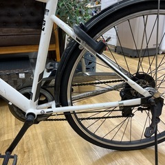 アサヒ クロスバイク 700C SWO004626 ホワイト 自転車 のご紹介です！の画像
