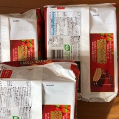 おもてなしチョコパイあまおう苺味3袋 賞味期限2025年12月1つ2026年1月2袋の画像