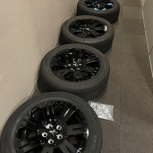 【新車外し】デリカD5 シャモニー 18インチ タイヤ＆アルミホイール＋ホイールナット Chamonix ブラック