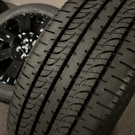 【新車外し】デリカD5 シャモニー 18インチ タイヤ＆アルミホイール＋ホイールナット Chamonix ブラック
