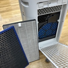 SHARP シャープ 加湿空気清浄機 KI-S50E3 2023年製 プラズマクラスター 家電 空気清浄機 のご紹介です！の画像