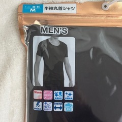 新品CLOSSHI半袖丸首シャツ Mサイズ 黒の画像