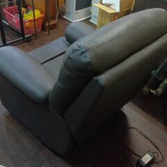 【￥22,000-】市内配送無料！ ニトリ 1人用電動ソファーの画像