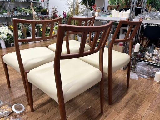 モデルルーム展示品曲木細工のダイニングチェア4脚