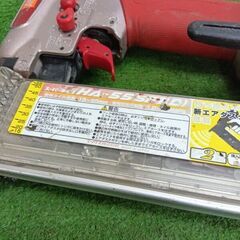 MAX HA-55SF1(D) 高圧スーパーネイラ【野田愛宕店】【店頭取引限定】【中古】管理番号：IT28IFHBM248の画像
