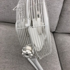 【ドリーム川西店御来店限定】☆ジモティー見たよ♪割引☆ 山善 床置き扇風機　YMY-D30  2018年製 動作確認／クリーニング済み 【99560000033204】の画像