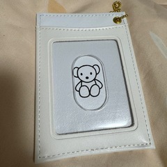 ミッフィーパスケースの画像