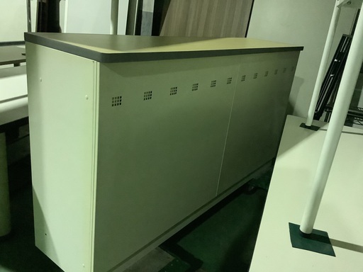 カウンター書庫 現状品 管H251024HK (ベストバイ 静岡県袋井市)