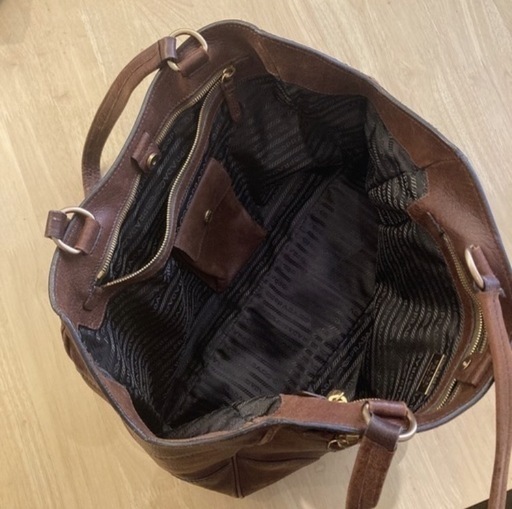PRADA ハンドバッグF②