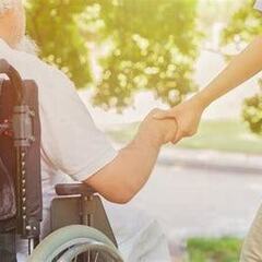 【☆未経験者歓迎☆】デイサービスにて介護スタッフとして利用者の日常生活をサポートしませんか？の画像