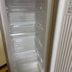 冷凍庫110Lの画像