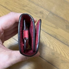 キーケース　中はボロボロですの画像