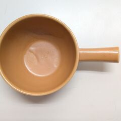 取っ手付きのスープカップの画像