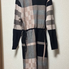 ニットワンピースの画像