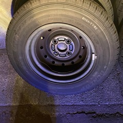タイヤ、ホイールの画像