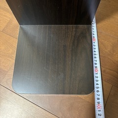 掃除機スタンドの画像