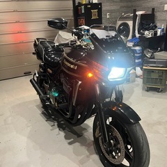 最終値下げ　美車　希少色黒金カラー　カワサキZRX1200R 2007年　カスタムシート　オイル系カスタム　車検R9年3月　乗って帰れます　キャブ車の画像