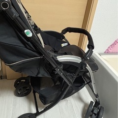 combi ベビーカーの画像