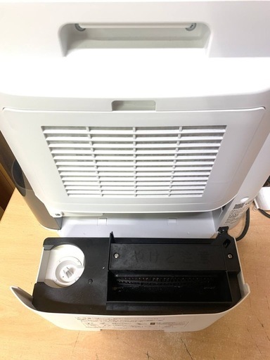 SHARP 加湿セラミックファンヒーター  HX-PK12-W