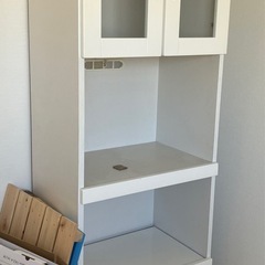 食器棚の画像