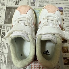 14センチadidas靴の画像