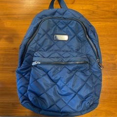Marc by Marc Jacobs リュック ブルー キルティング　2つの画像